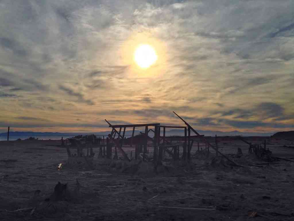 ghost town sunset - salton sea