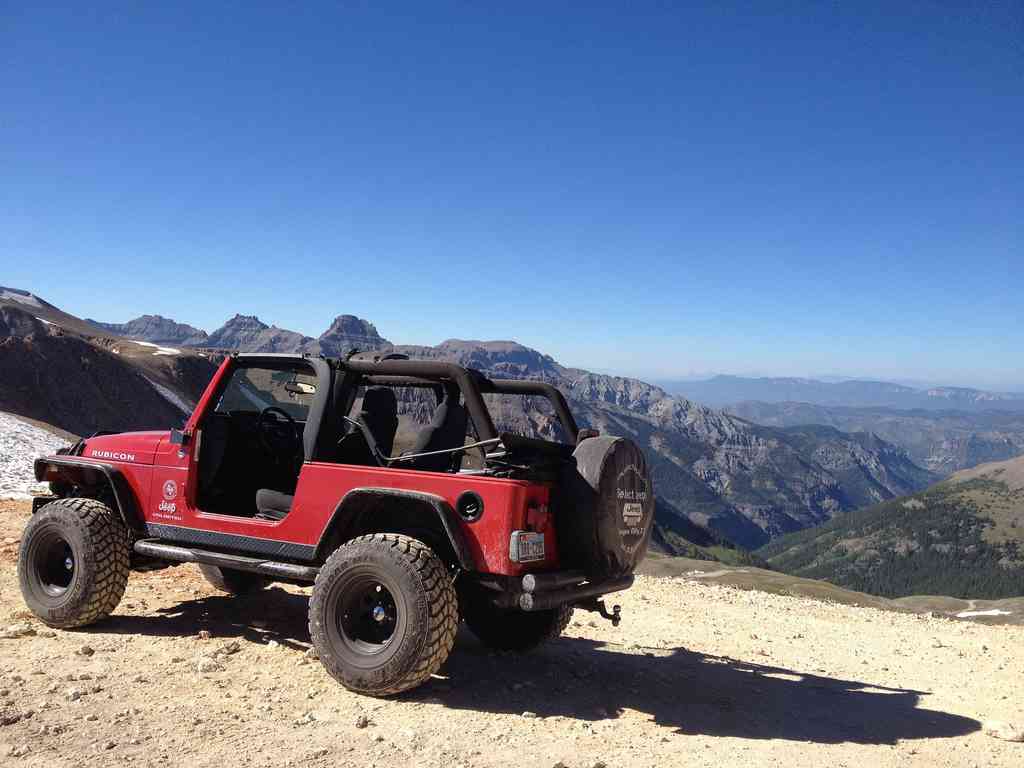 Jeep Wrangler off road cars